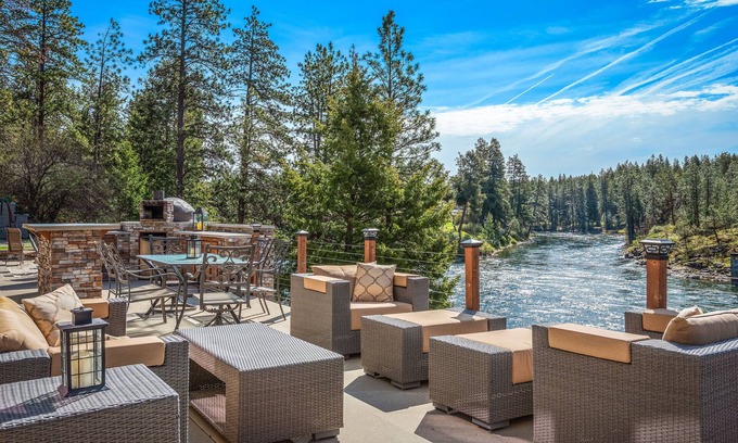 Post Falls House | Scenic Riverfront Home with Access and Pet-Friendly Amenities