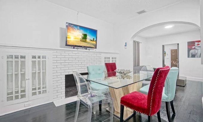 West Little River House | River House: 4BR with Pool, Spa & Pet-Friendly Comfort