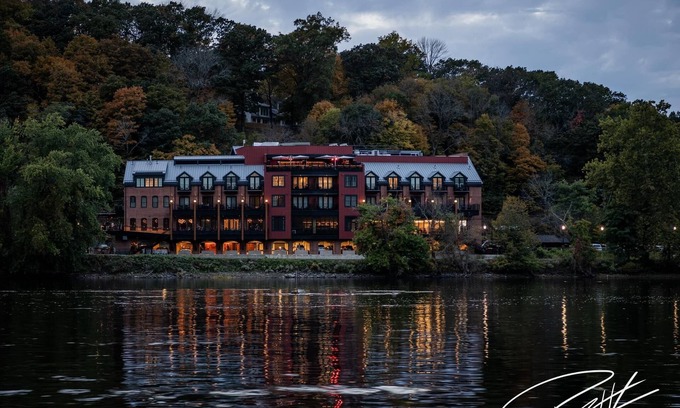 New Hope Hotel | Explore River House at Odette's: Rated 9.4 with Pool & Dining