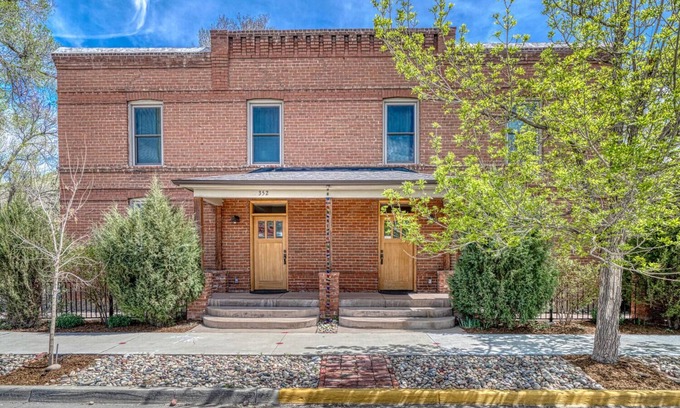 Salida House | River House Downstream: Remodeled Haven Steps from Downtown