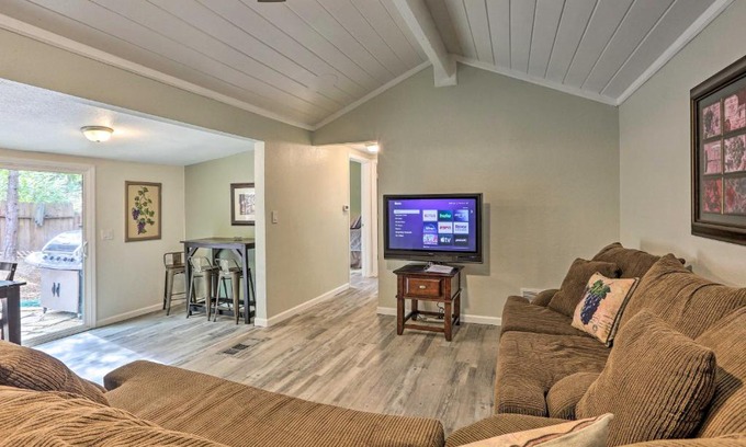 Shenandoah Valley House | Experience River Pines Grape Escape in Scenic Wine Country