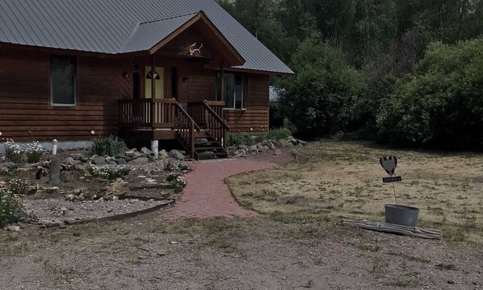 Lake City House | River's Edge - Enjoy Scenic Deck Access by the River
