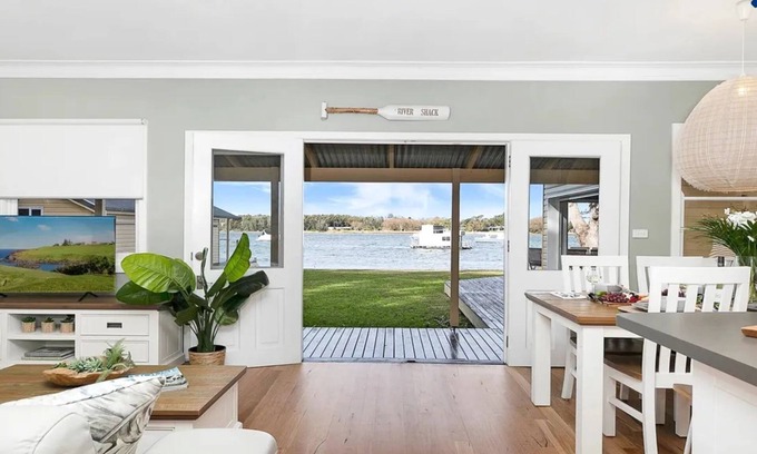 Shoalhaven Heads House | River Shack: Spectacular River Views & Spa Amenities