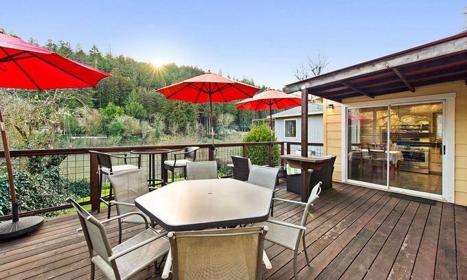 Monte Rio House | Experience River Time: Stay on the Waterfront in Town!