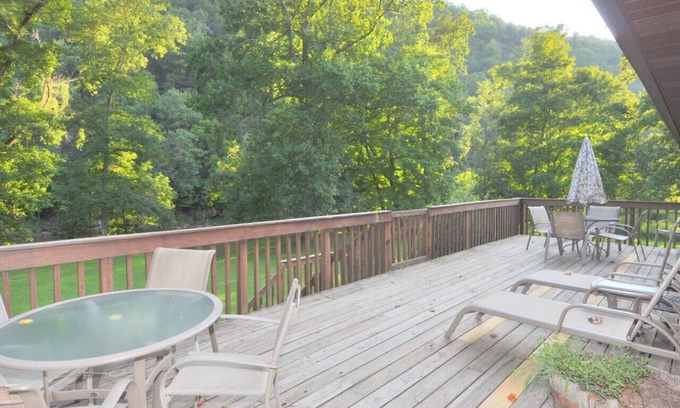 Great Cacapon House | Relax at River Valley Cabin - Pet Friendly & Family Ready