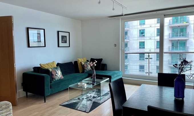 Vauxhall Apartment | River View London Flat