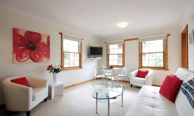 Battery Point Apartment | River View on Secheron A Cosy Battery Point Haven