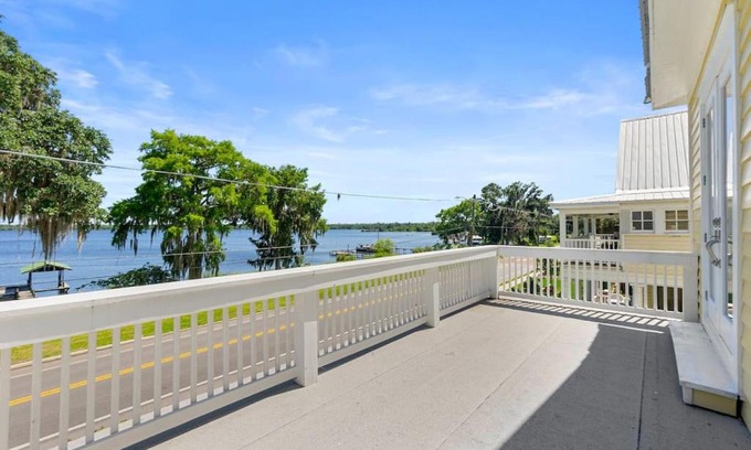 Palatka House | Waterfront Pet-Friendly Retreat in Historic Palatka District