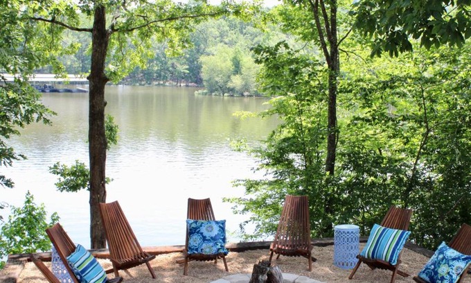 Crane Hill House | Family-Focused Riverbend Ranch with Ocean Views & Pet-Friendly!