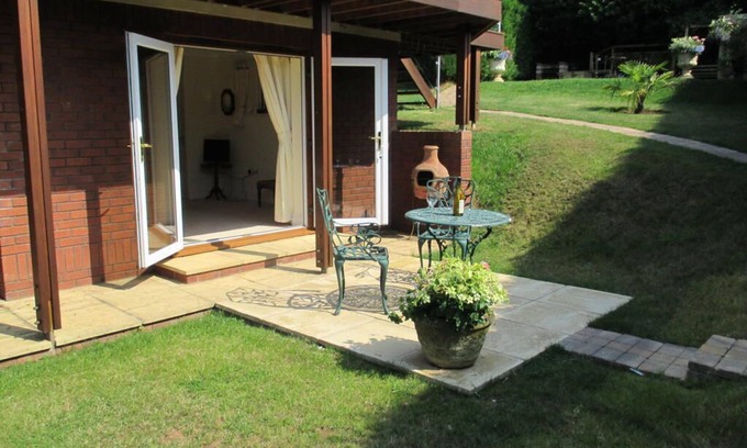 Ebford Bed & Breakfast | Discover Riverdown B&B: Family-Friendly with Breakfast