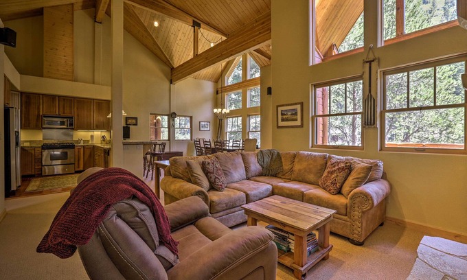 Tahoe City House | Riverfront Alpine Meadows Resort: Poolside Family Retreat