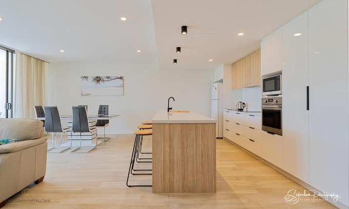 Maroochydore Apartment | Tranquil RIVERFRONT BREEZE @ The Cosmopolitan Unit10307
