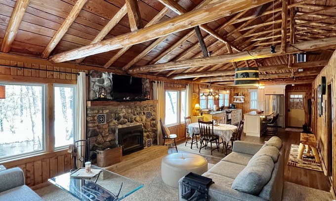 Baldwin Cabin | Secluded Riverfront Cabin with Ocean View & Child-Friendly Perks