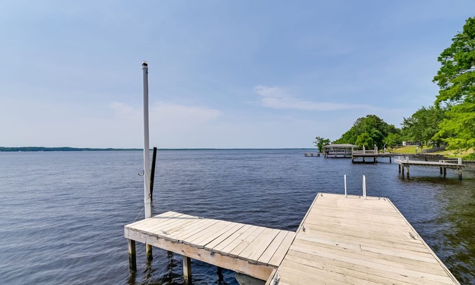 Edenton Condo | Scenic Edenton Condo with Porch & Boat Ramp Awaits You!