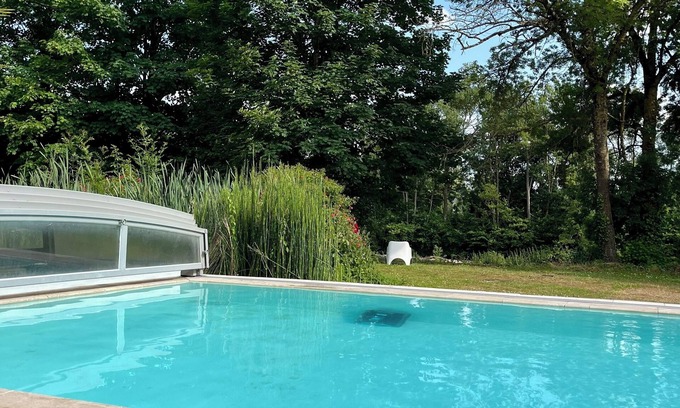 Troo Cottage | Relax at Cottage "The Hare and the Tortoise" with Ocean Views