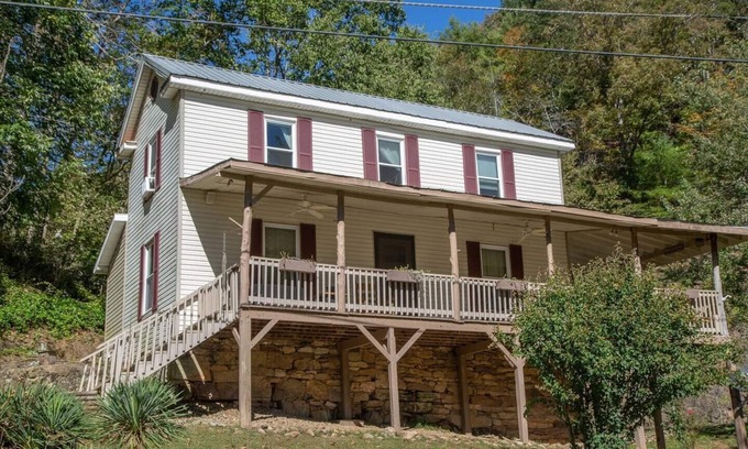 Draper Cabin | Historic River House with Wrap Around Porch & Family Amenities