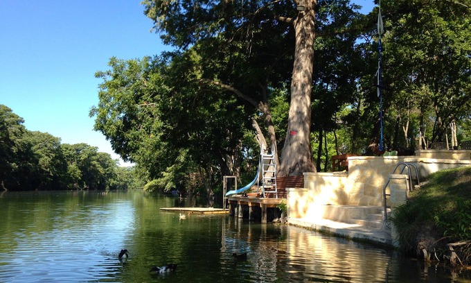 Center Point House | Riverfront House on Guadalupe: Ideal for Family Getaways