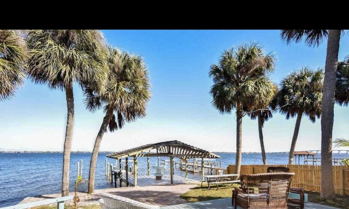 Tropic House | Riverfront House with Private Backyard and Dock- Pets stay FREE