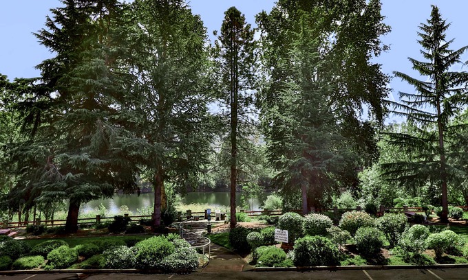 Roseburg Hotel | Riverside Retreat at Riverfront Inn Roseburg with Pool & Dining