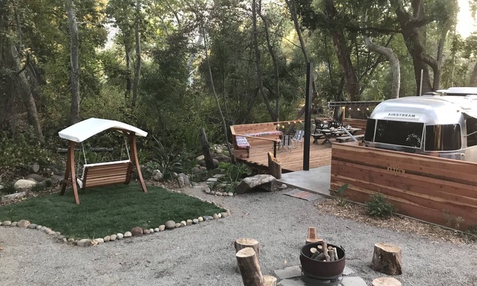 Three Rivers Cabin | RIVERFRONT AIRSTREAM Cabin with Views & Kitchen Amenities