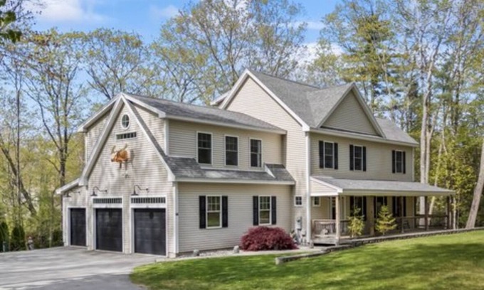 Ogunquit - Wells House | Riverfront Retreat. 4-bedroom Ogunquit home. Secluded yet close to everything,
