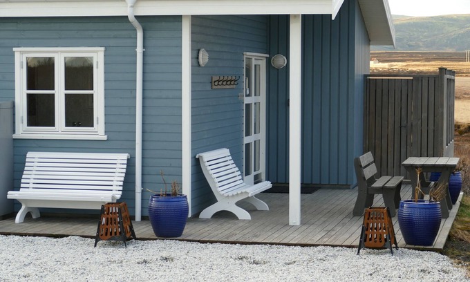 Selfoss House | Romantic Riverfront Getaway: Top-Rated Asgardur Retreat
