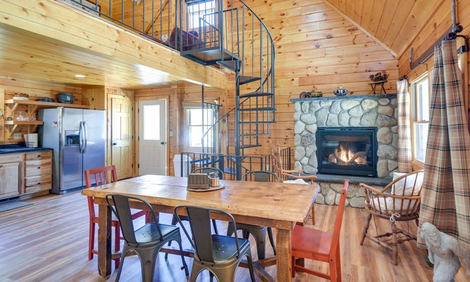 Groton Cabin | Riverfront Rumney Retreat with Spa & Fire Pit - 10/10 Rated!