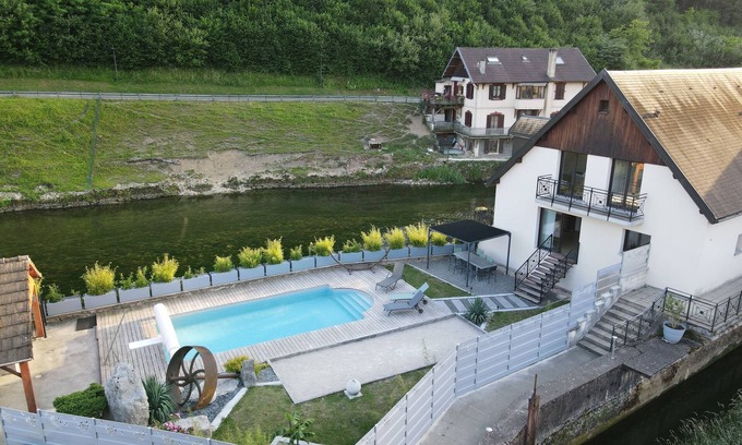 Ornans Villa | Riverfront Villa with Private Heated Pool & Spa Jacuzzi