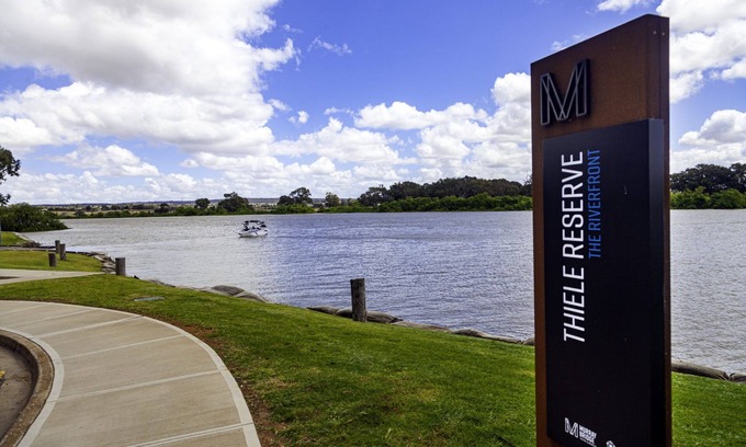 Riverglades House | Convenient Stay at Riverglades Murray Bridge Near Waterway