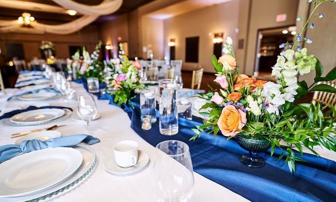 Rockland Hotel | Comfortable RiverRock Inn & Conference Centre with Great Amenities