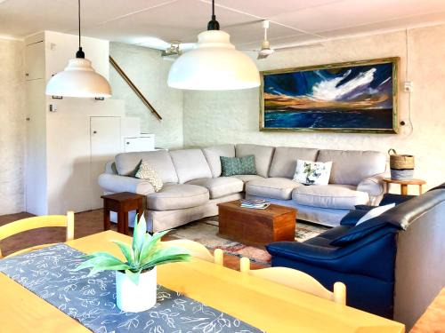 Bushman's River Mouth House | Riversbend Cottage: Pet & Child Friendly Retreat