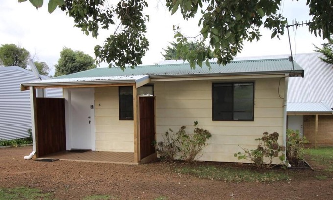 Augusta Cottage | Riverscape Cottage No.4: Walk to Blackwood River & Enjoy Breakfast