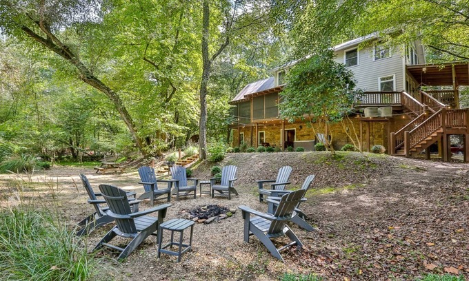 Ellijay Cabin | Unforgettable Rivershire Cottage Retreat in Ellijay, GA