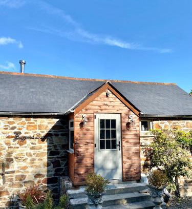 Bodmin House | Riverside barn on private wildlife estate
