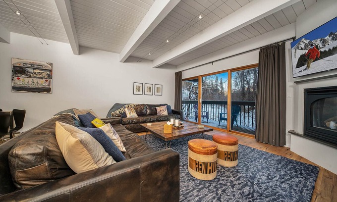 Telluride Condo | Explore A Mountain Forest Hideaway with Amazing Amenities