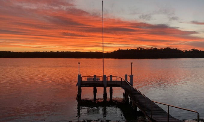 Riverside Apartment | Pet-Friendly Riverside Escape at Port Macquarie – Rated 10/10!