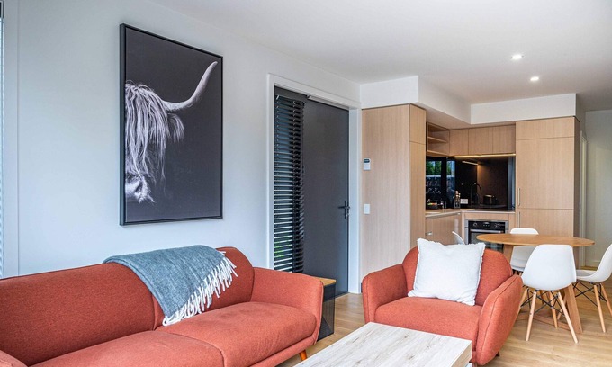 Albert Town House | Riverside Lodge - Two Bedroom Townhouse