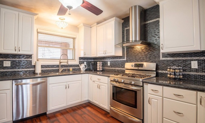 Peoria Heights House | Riverside Paradise: Family-Friendly with Breakfast Included