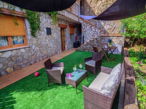 La Omanuela Apartment | Inviting Belvilla by OYO - Family-Friendly Apartment in Riello
