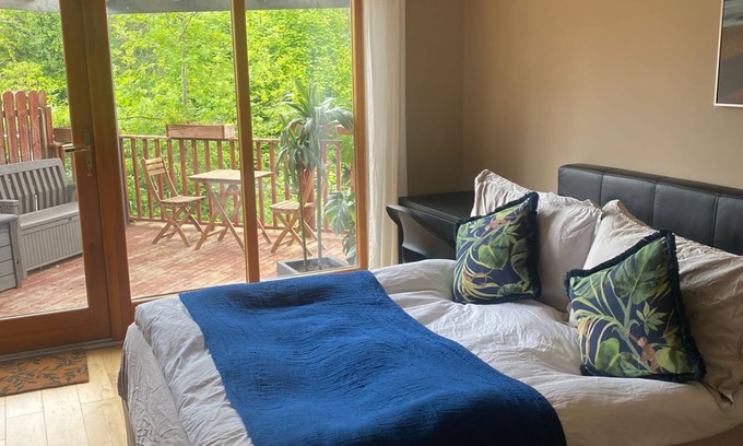 Chapelizod Apartment | Peaceful Riverside Studio Near Phoenix Park in Dublin