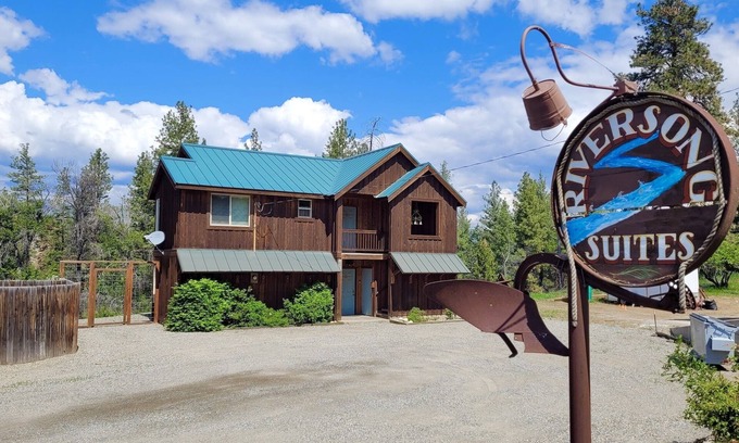 Winthrop Apartment | Riverside Retreat: RiverSong Suites with Gorgeous Views