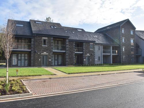 Backbarrow House | Riverview Apartment - Family-Friendly with 9.2/10 Rating