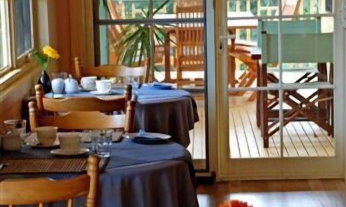 Nambucca Heads Hotel | Riverview Boutique Motel: Guest Rated 9.6 with Family Amenities