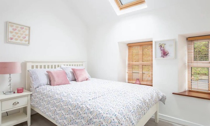 Ennistimon House | Discover RiverView: Walk to Everything in Ennistymon