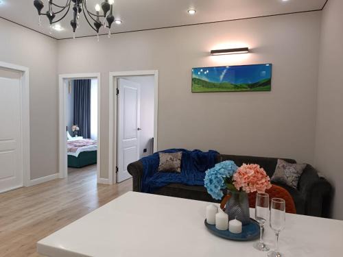 Almaty Apartment | Child-Friendly Riviera: Your Budget Escape Awaits