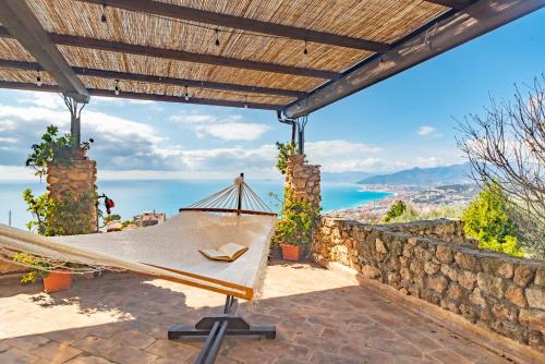 Borgio Verezzi Villa | Elegant Villa L'Orizzonte: Family-Friendly with Kitchen
