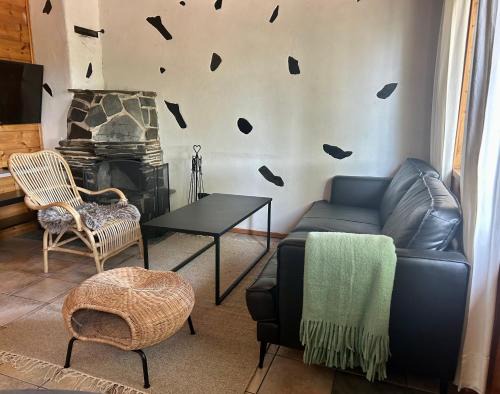 Nilsia House | Cozy Getaway at Kodikas Loma-asunto in Tahko's Heart