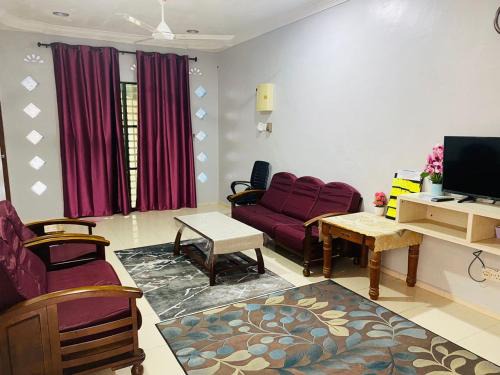 Kampung Jaya House | Family-Friendly Stay at Rizqi Homestay - Rated 8/10!