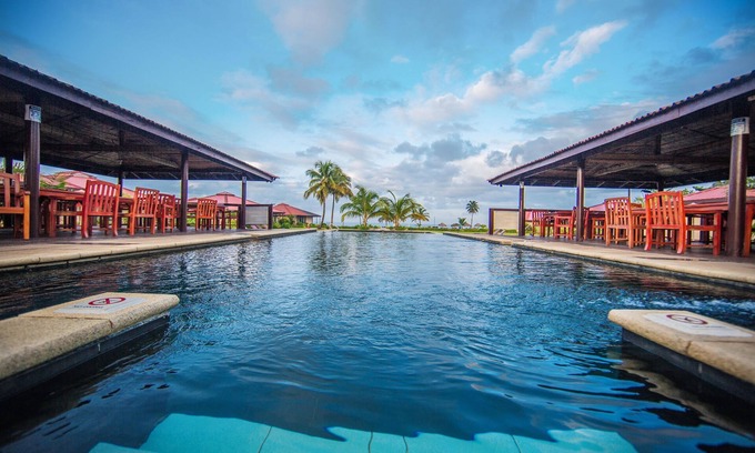 Monrovia Hotel | Relax at Rlj Kendeja Resort and Villas: Spa & Family Amenities