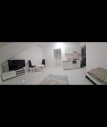 Kołbaskowo House | Discover RMF Naworol: Family and Pet Friendly Retreat